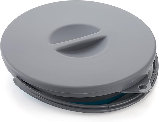 Bekith 2 Pack Collapsible Plastic Bucket with Locking Lid, 5L / 1.32 Gallon Foldable Round Tub Portable Fishing Water Pail for Hiking, Backpacking, Camping and Outdoor Survival (Blue, Gray)-NeatNest