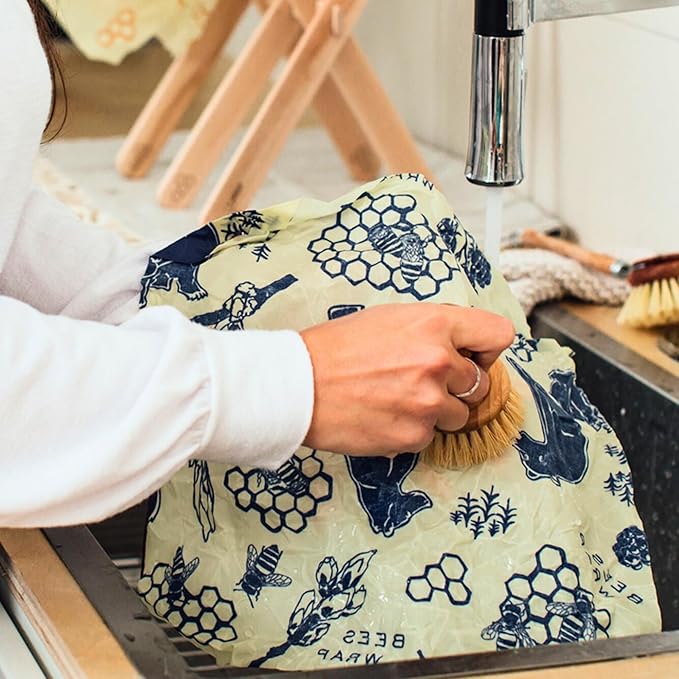 Bee's Wrap Beeswax Wraps for Food - Honeycomb & Bees + Bears Assorted 5 Pack (2L, 3M) Made in USA Reusable & Organic Food Wraps & Bowl Covers - Eco-Friendly Alternative to Aluminum Foil & Plastic Wrap-NeatNest