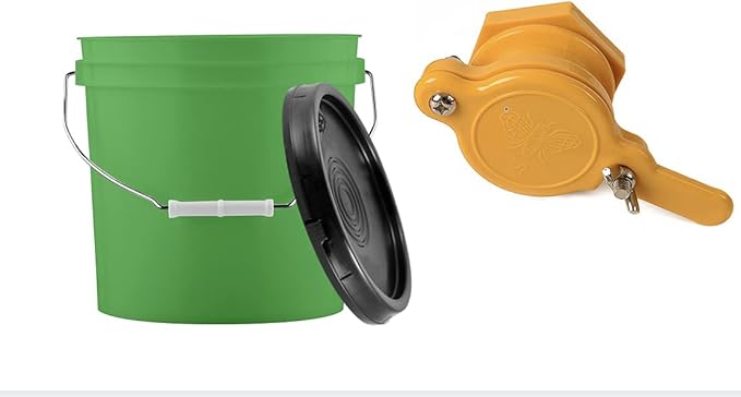 House Naturals 2 Gallon Plastic Honey Food Grade Bucket with Honey Gate for Beekeeping and Lid BPA Free, Made in USA