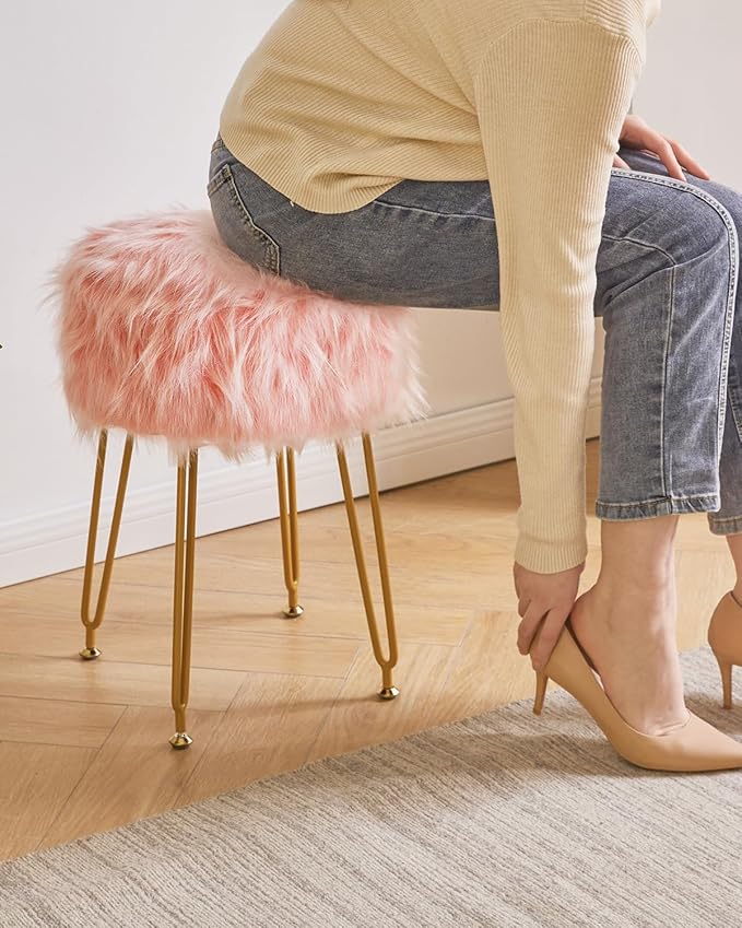 IBUYKE Round Faux Fur Vanity Stool with Storage, Furry Makeup Chair Ottoman, Soft Padded Seat, Round Footrest Footstools with 4 Metal Legs, for Living Room Bedroom Entryway, Pink WBD021P