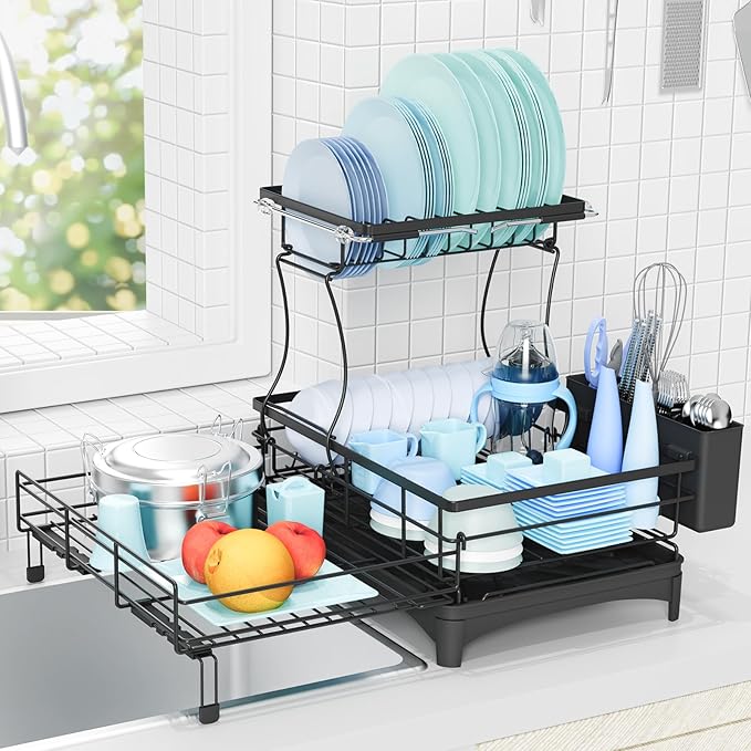 Dish Drying Rack for Kitchen Counter, Extendable Dish Rack with Drainboard, Kitchen Countertop 2 Tier Dish Drying Rack, Expandable Dish Strainer with Cutlery Holder, Removable Cutlery Holder（Black）