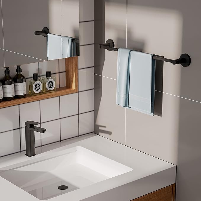 Fixsen 18-inch Matte Black Single Towel Bar Towel Rack Hand Towel Holder Stainless Steel and Zinc Alloy 1pc for Kitchen and Bathroom Wall Mount Heavy Duty Storage