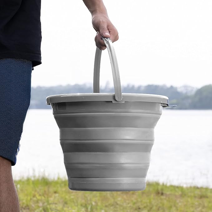 Navaris Collapsible Bucket with Handle - 1.3 Gallon (5L) Portable Pail for Camping, Beach, Gardening, Fishing, Water, Washing - Gray