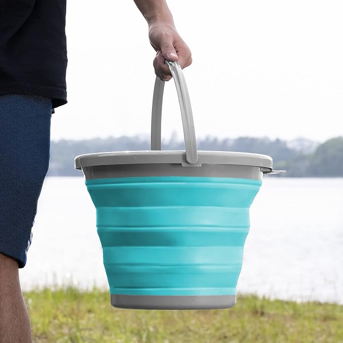 Navaris Collapsible Bucket with Handle - 2.6 Gallon (10L) Portable Pail for Camping, Beach, Gardening, Fishing, Water, Washing - Blue