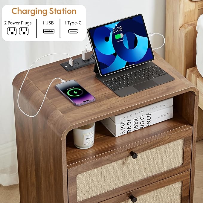 20" Wood Nightstand wiht 2 Drawer & Charging Station, Mid-Century Farmhouse Bedside End Table with Linen Decor, 2AC+USB+Type-C Port, Side Table with Storage for Livng Room (Walnut-charging)