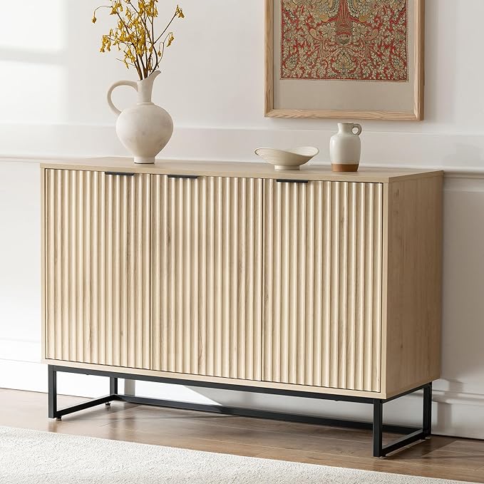 Fluted Storage Cabinet with 3 Doors, Sideboard Buffet Cabinets with Adjustable Shelves, Multifunctional Console Table with Storage Credenza for Living Room, Hallway, Light Oak