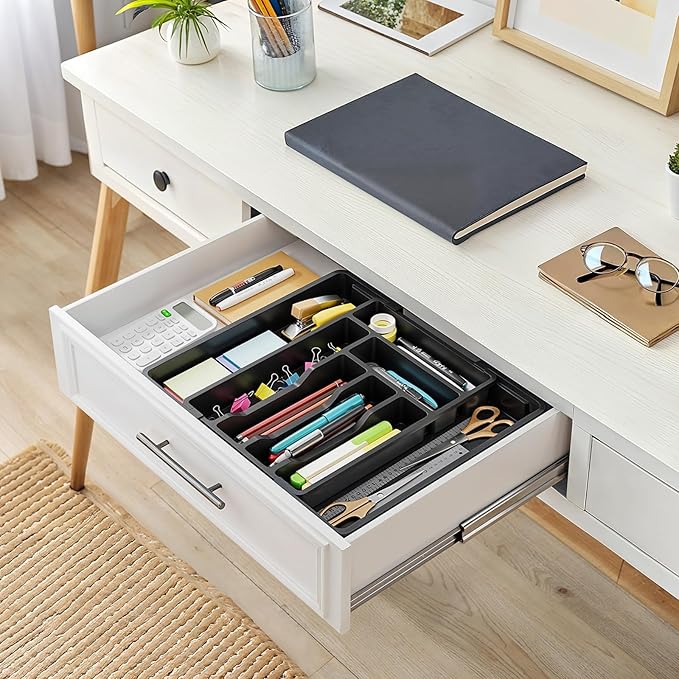 AMADA HOMEFURNISHING Expandable Silverware Drawer Organizer, Adjustable Utensil Tray For Kitchen Storage, BPA-Free Cutlery Holder for Spoons, Forks and Knives, Easy to Clean and Wash-NeatNest