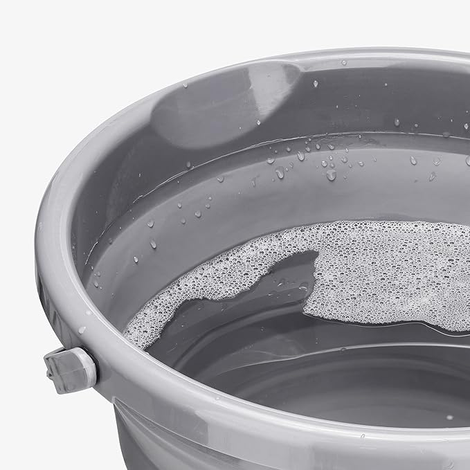 Navaris Collapsible Bucket with Handle - 1.3 Gallon (5L) Portable Pail for Camping, Beach, Gardening, Fishing, Water, Washing - Gray