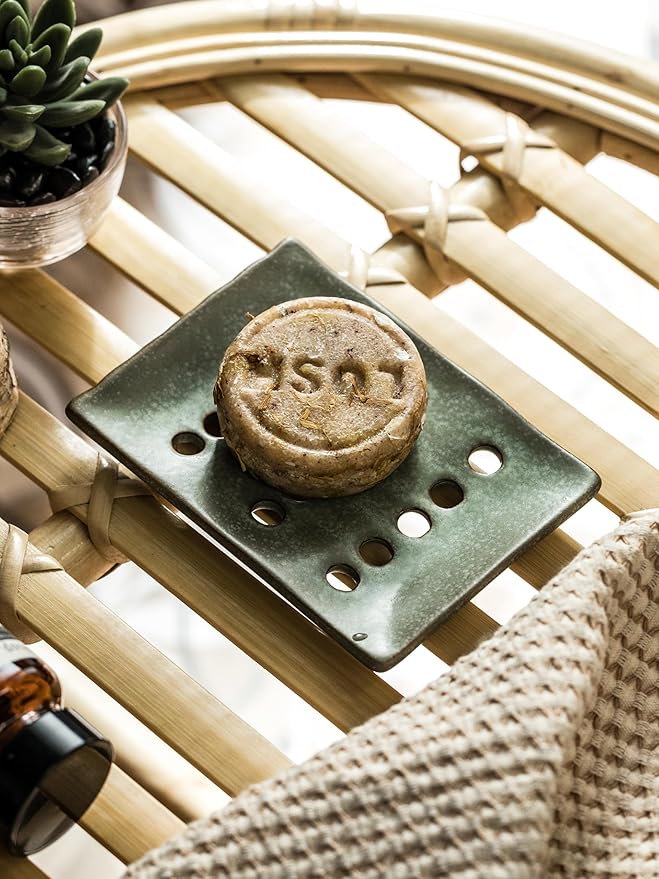 Ceramic Soap Dish with Self Drain for Shower, Bar Soap Holder to Lift and Keep Dry, Concave Design to Prevent Slipping, Suitable for Kitchen and Bathroom, Green-NeatNest