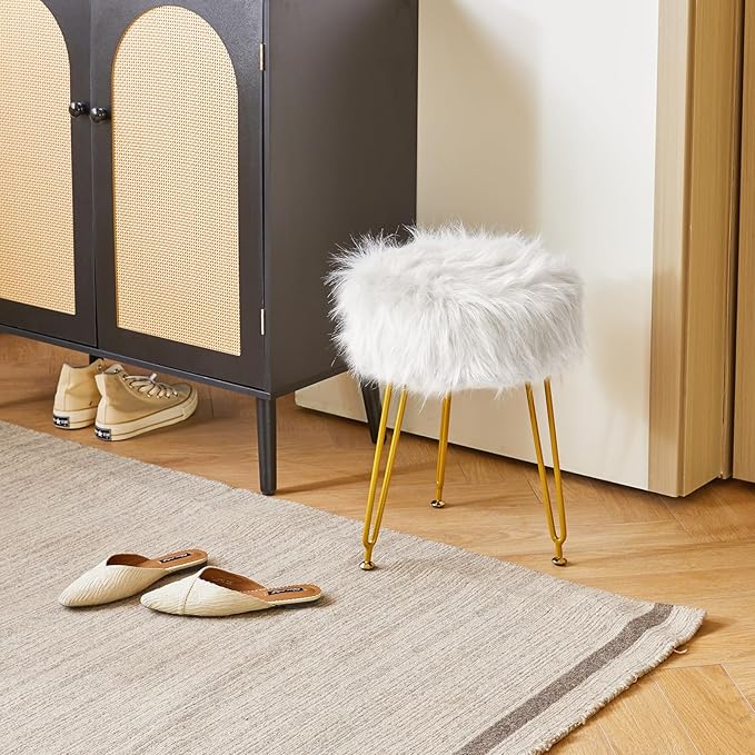 IBUYKE Faux Fur Vanity Stool Chair, Furry Makeup Stool Ottoman, Soft Padded Seat, Round Footrest Footstools with 4 Metal Legs, for Living Room Bedroom Entryway, White LG-32W